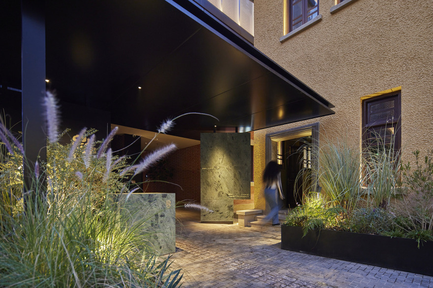 “葱茏”餐厅丨中国南京丨八荒设计团队-8