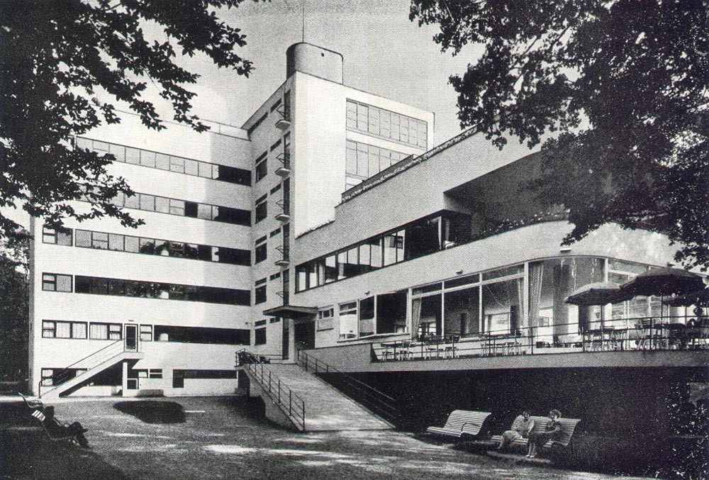 Lázeňský dům Machnáč（马赫纳奇疗养酒店）丨斯洛伐克特伦钦丨Jaromír Krejcar（雅罗米尔·克雷卡尔）-47