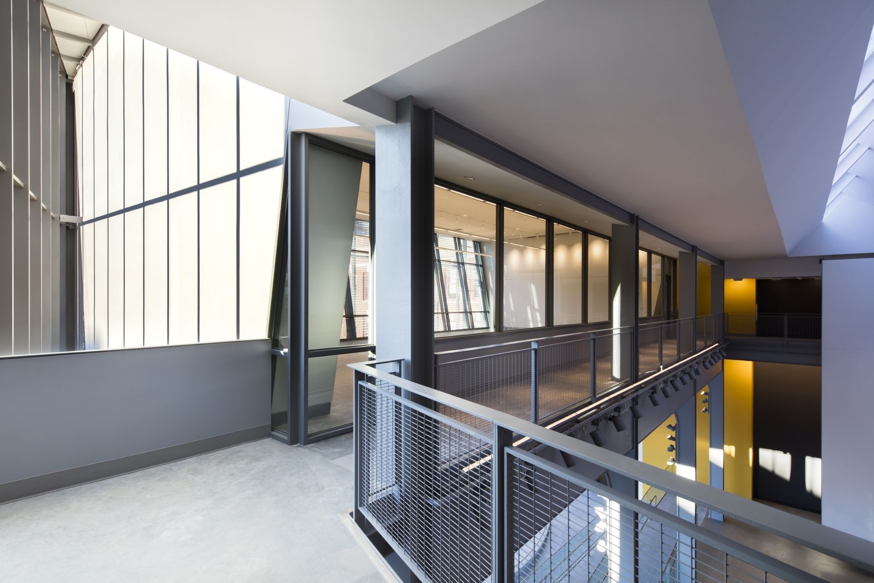 麻省艺术与设计学院媒体中心,旧建筑新生命-7