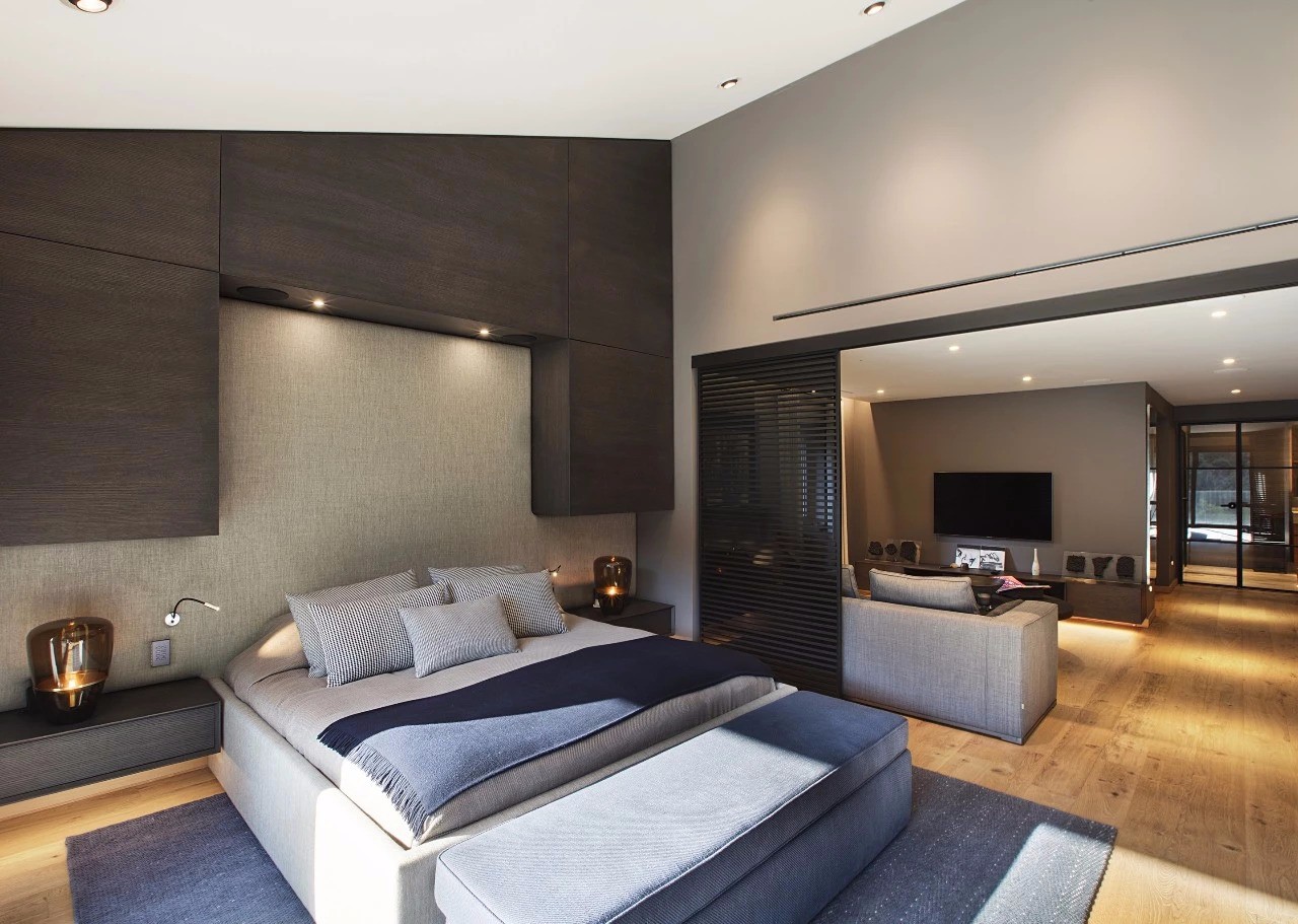 一家 4 口丨住 1700m² 艺术大宅-31