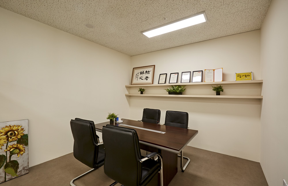 极简会计公司的 25 平米精致设计-11