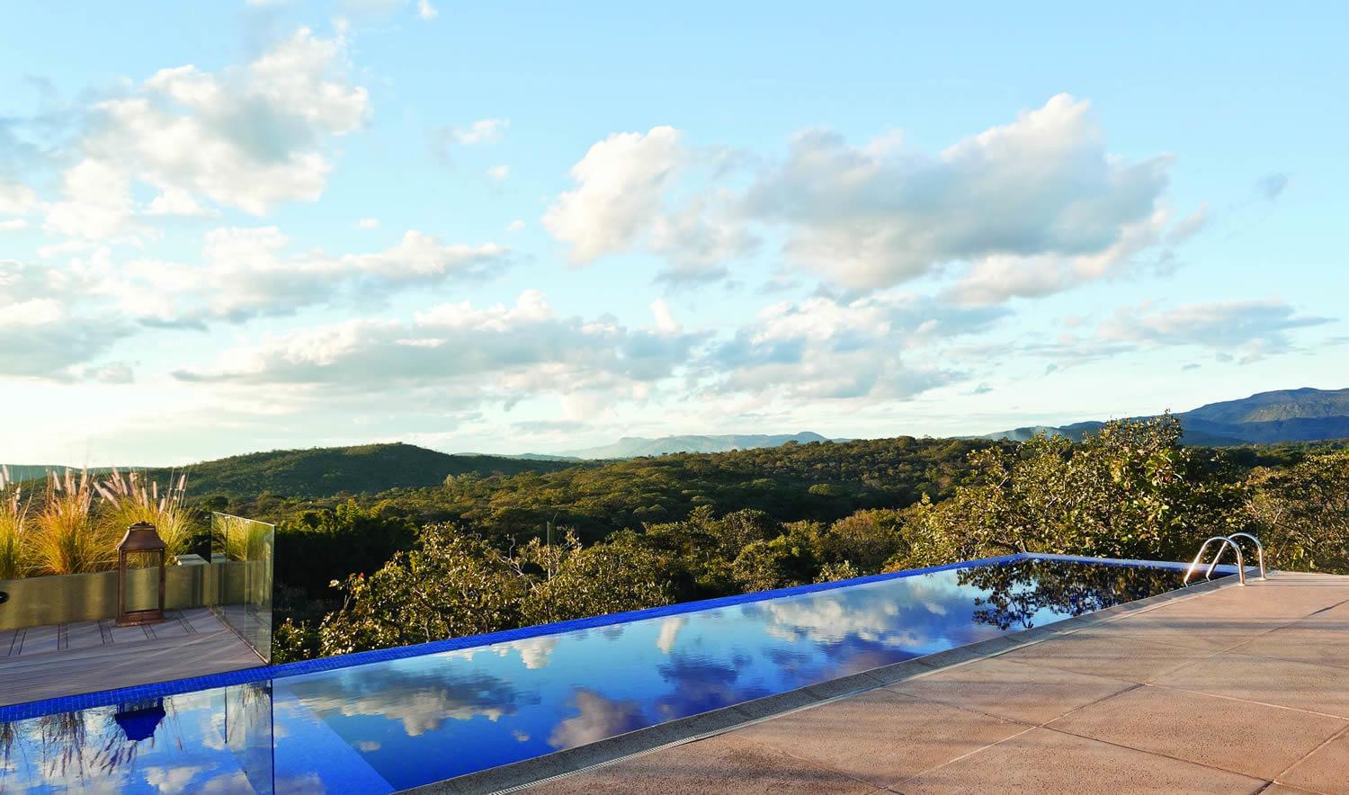 融合自然与可持续的巴西豪华民宿设计-2