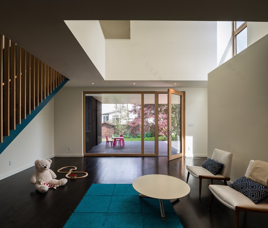 美国贝塞斯达现代盒形住宅扩建-12