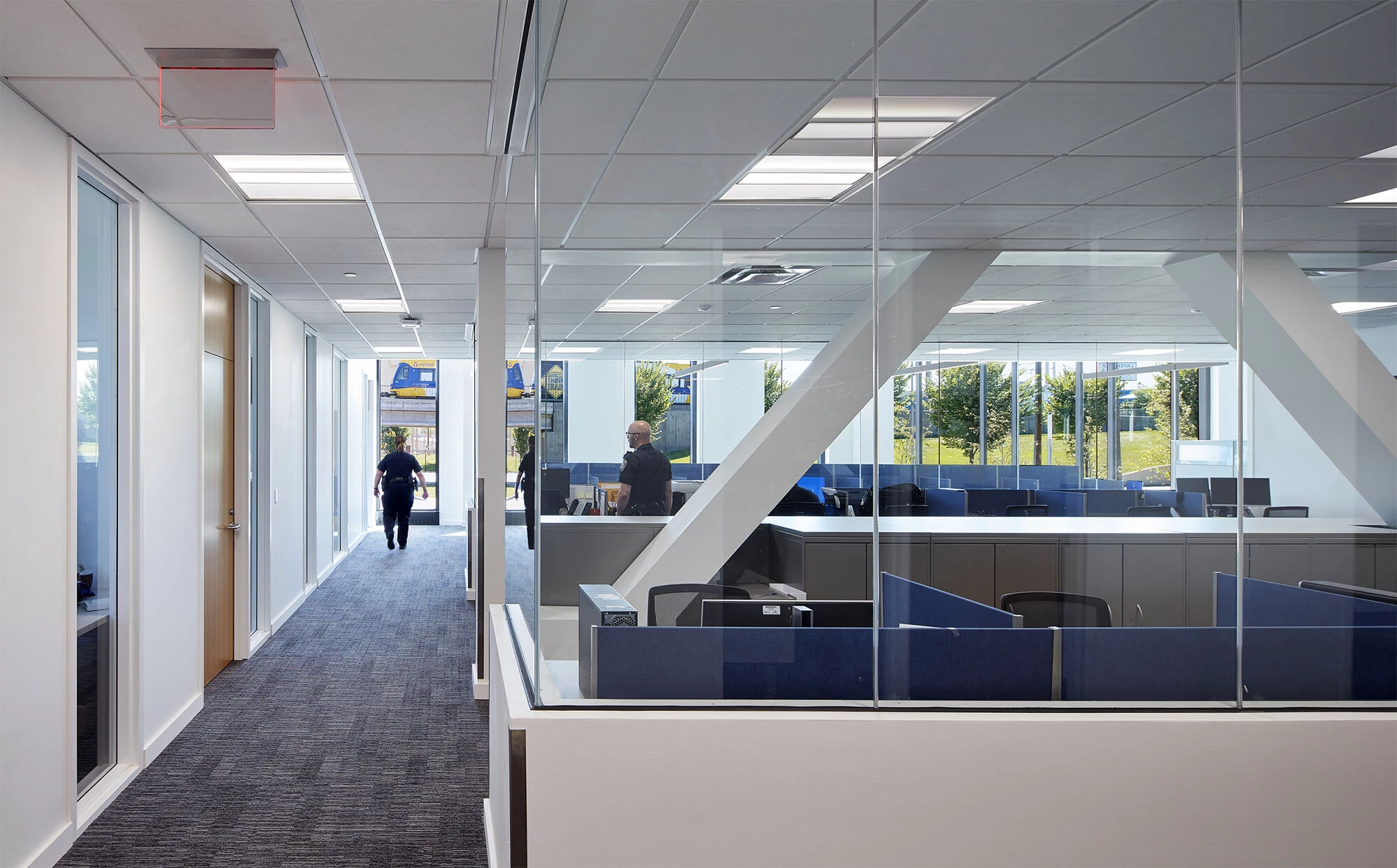 地铁交通警察局丨美国明尼阿波利斯丨Snow Kreilich Architects-11