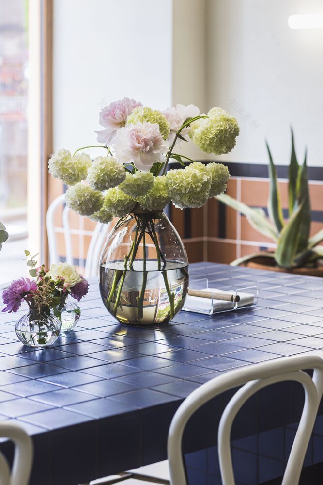 Godshot 咖啡馆丨乌克兰敖德萨丨Petrossjan 建筑工作室-25