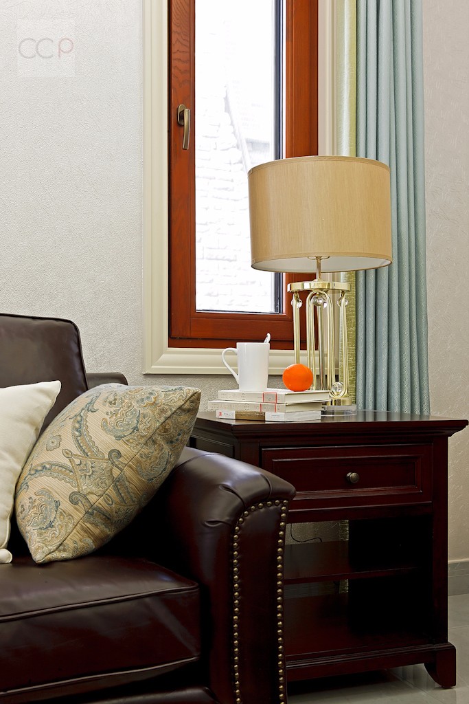 杨宏州打造 270㎡现代美式别墅-8