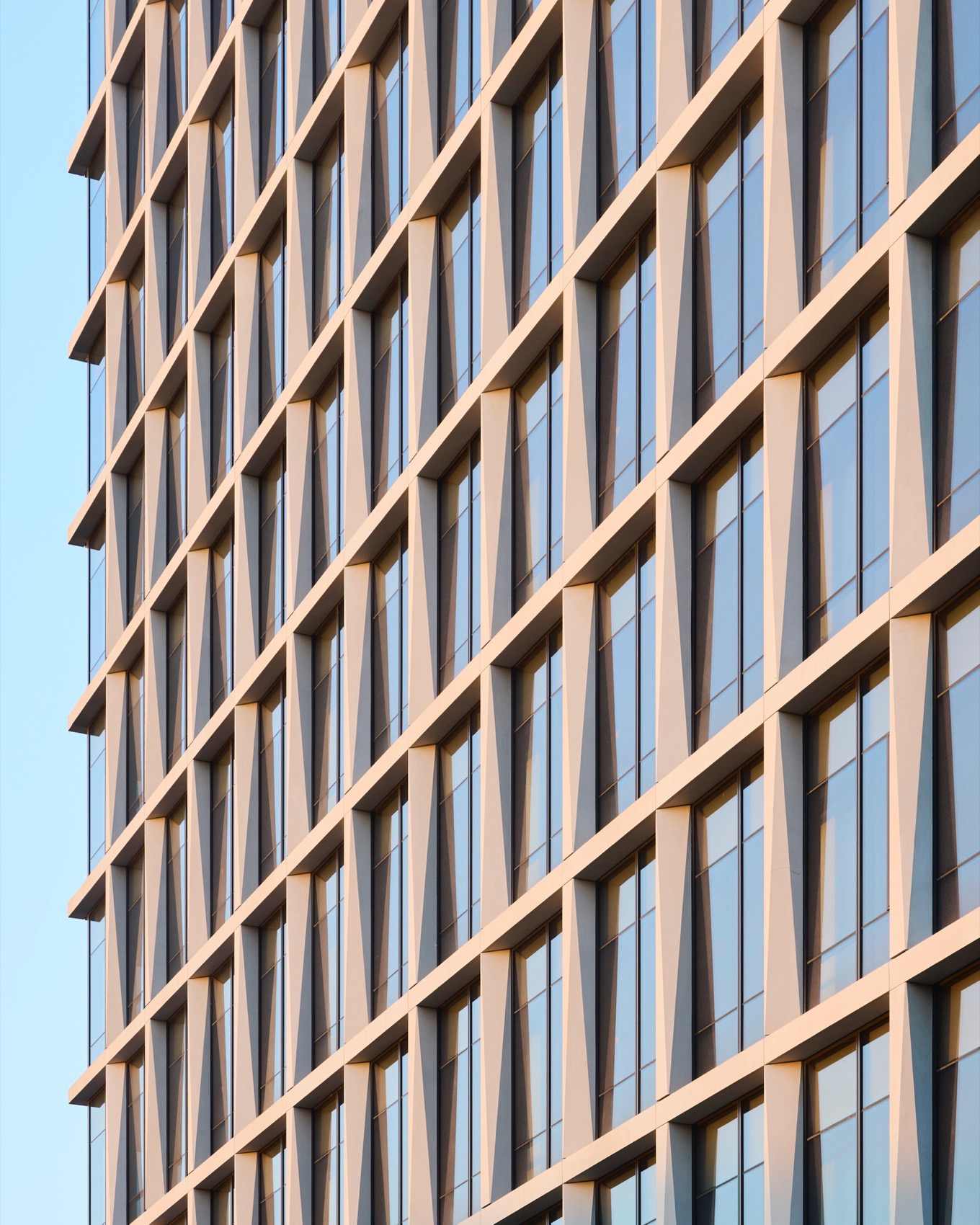 上海浦东TOP芯联科技产业园丨中国上海丨SOM-72