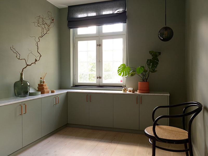 瑞典绿意盎然的前教堂住宅-24