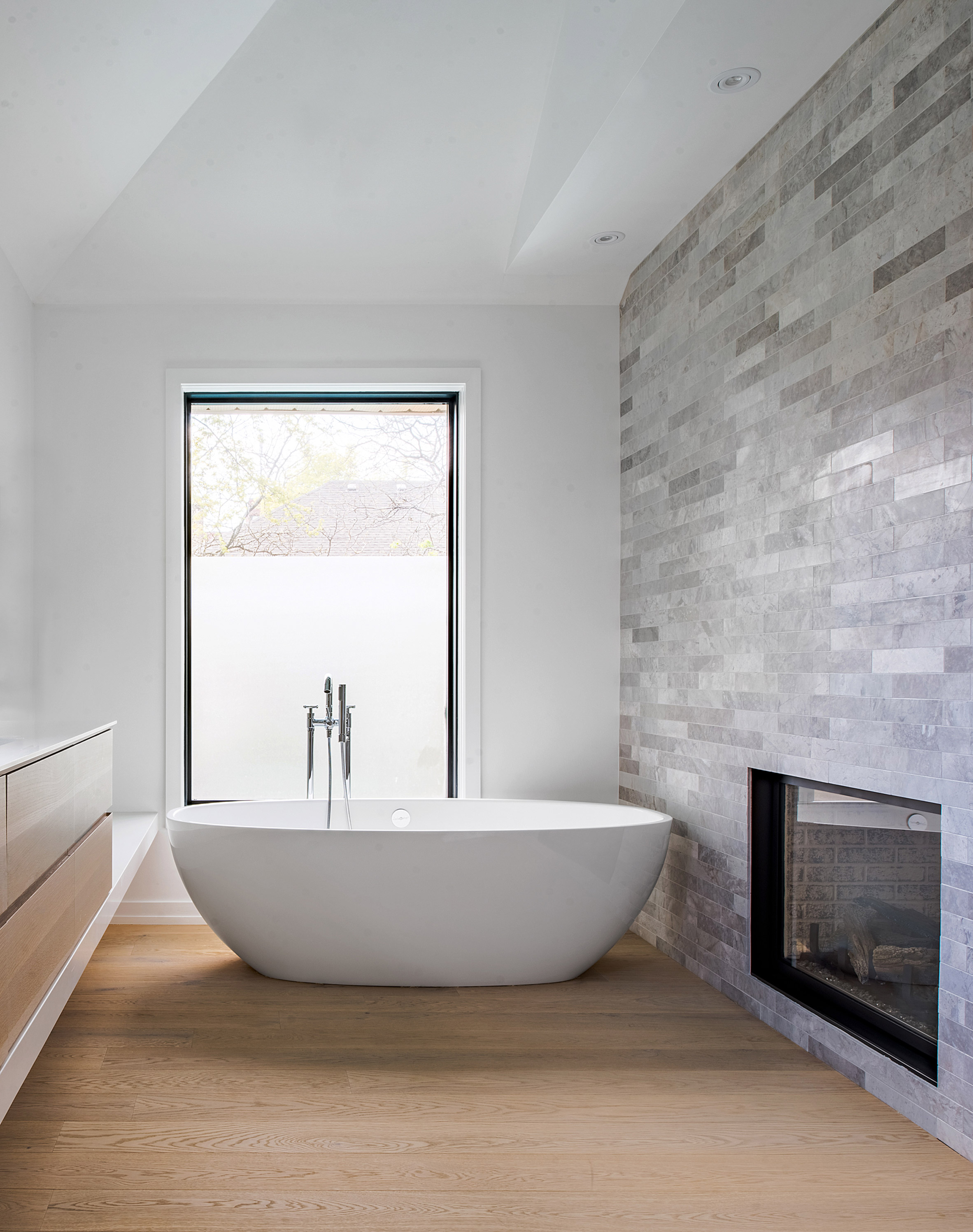 Studio AC renovates Toronto home to mimic New York apartment-14