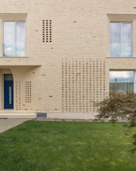 IG House / MoD studio