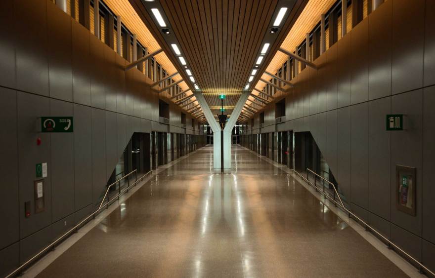 Metrolin· UP E·press 联合车站购物休息区设计丨加拿大多伦多丨MACH Architektur,Winkreative等-1