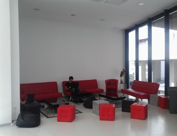 新学生宿舍及学生中心-26