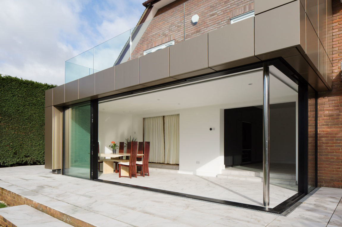 英格兰退休夫妇的现代家居改造-18