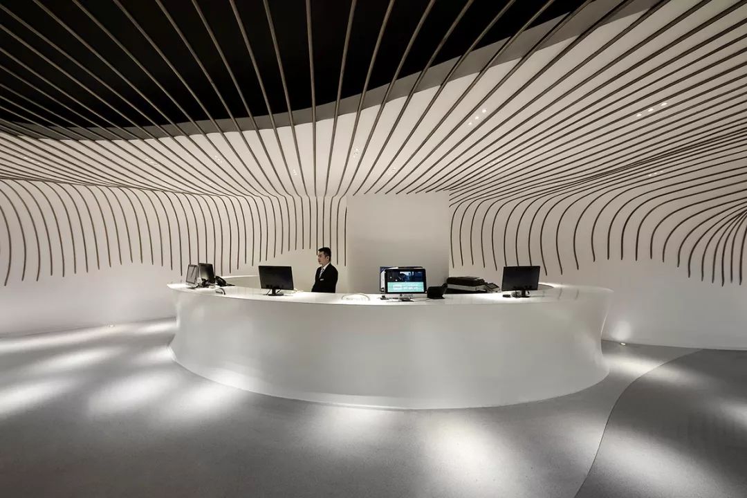 CZD HOTEL | 拥抱大海的现代度假空间-9