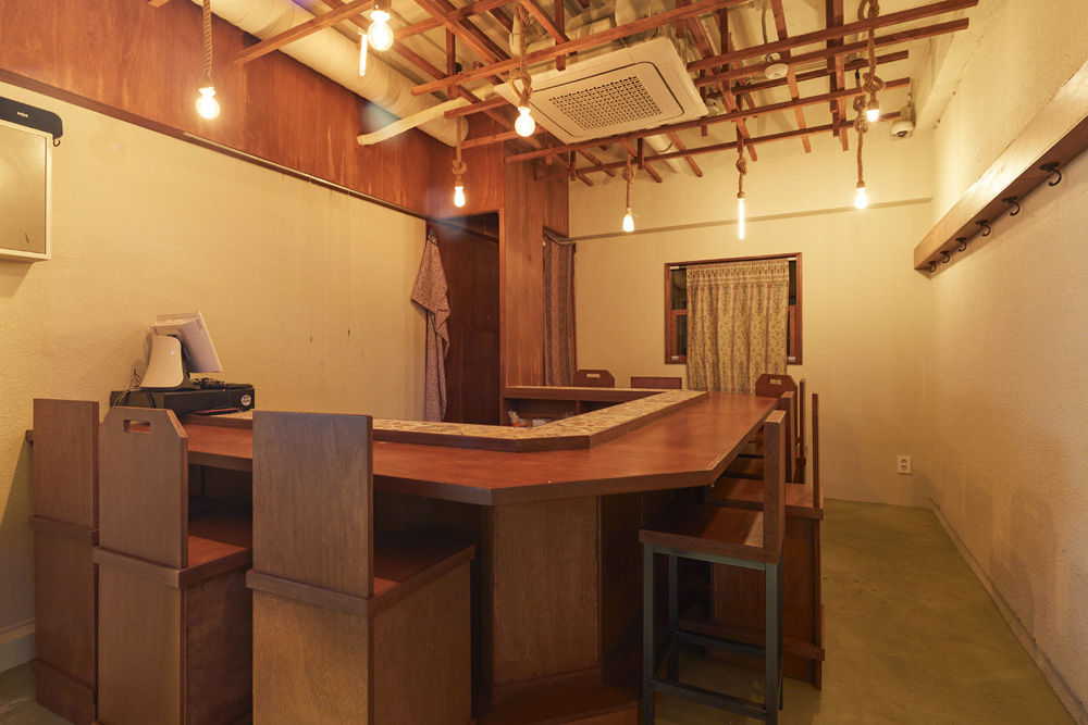 极简餐厅设计，氛围营造与功能兼具-3