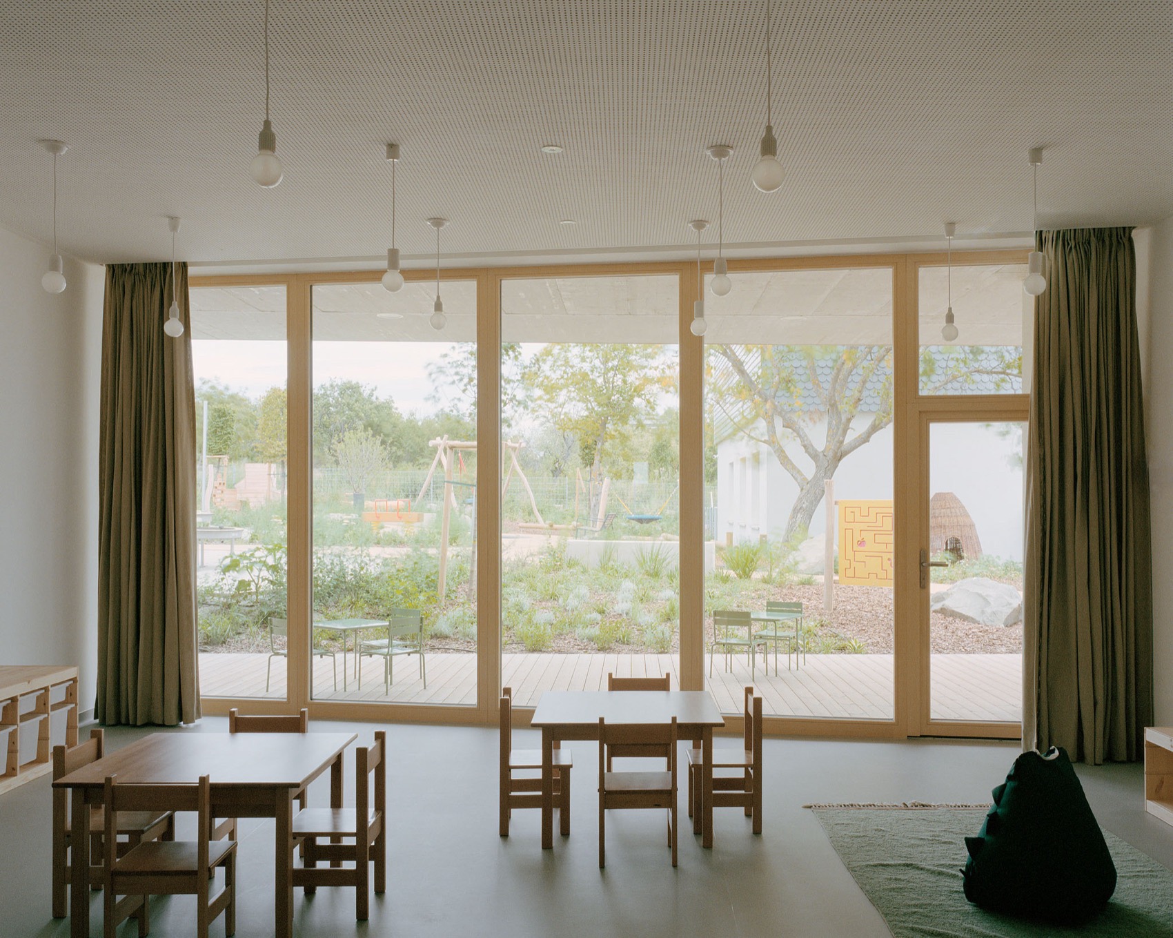 山丘上的“儿童林地”丨匈牙利布达佩斯丨Archikon Architects-14