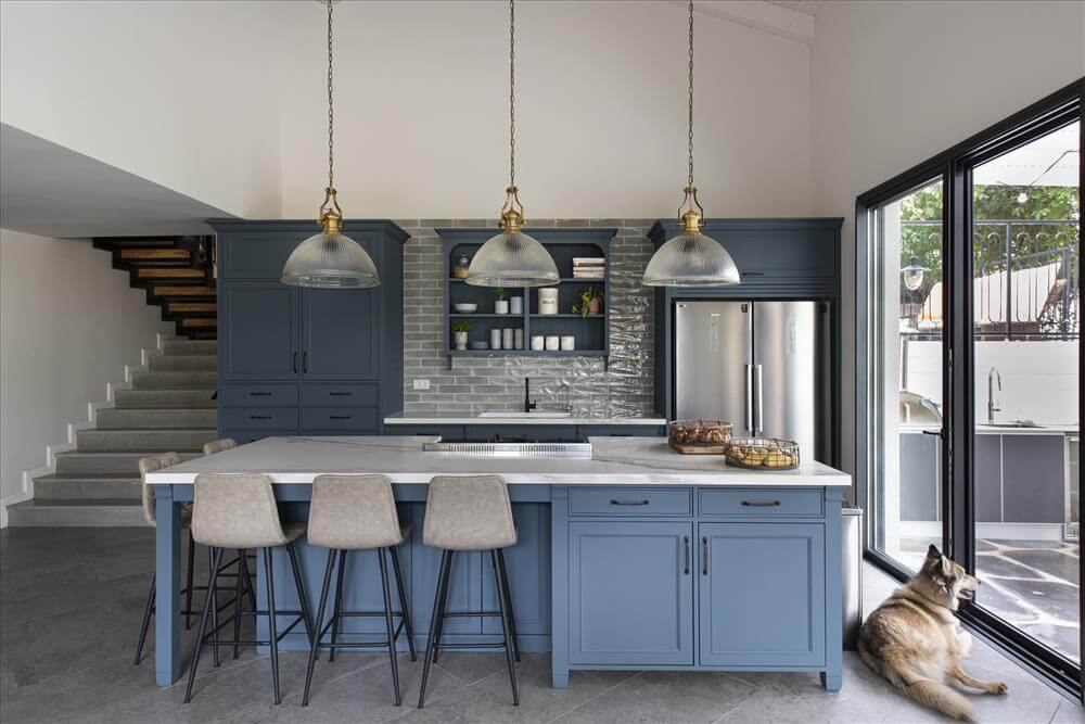 במקום לעבור, לשפץ: 200 מר' של כפריות עכשווית - WALLS : WALLS-31