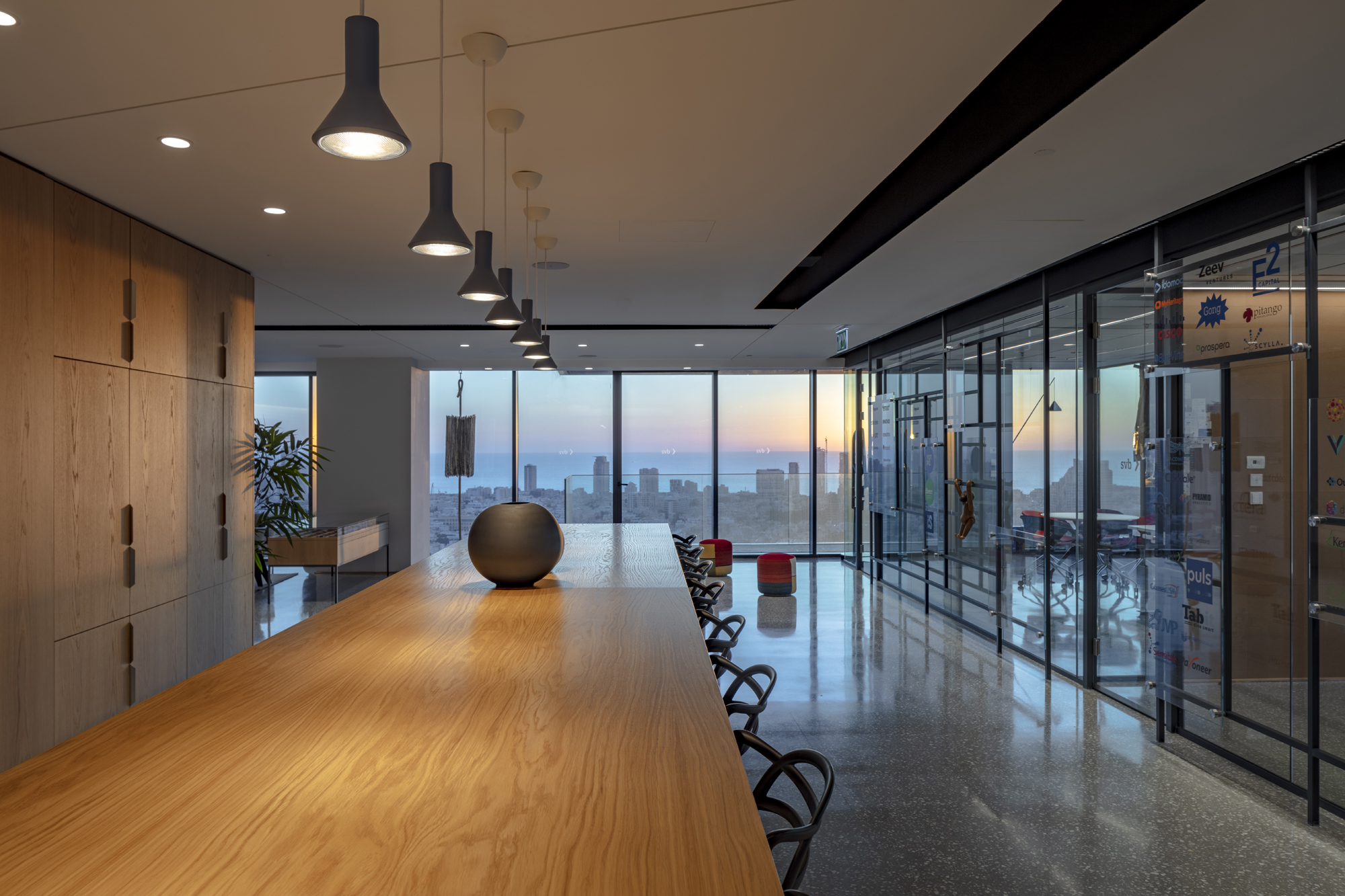 永恒之境 · 以色列 SVB 银行办公室设计-34