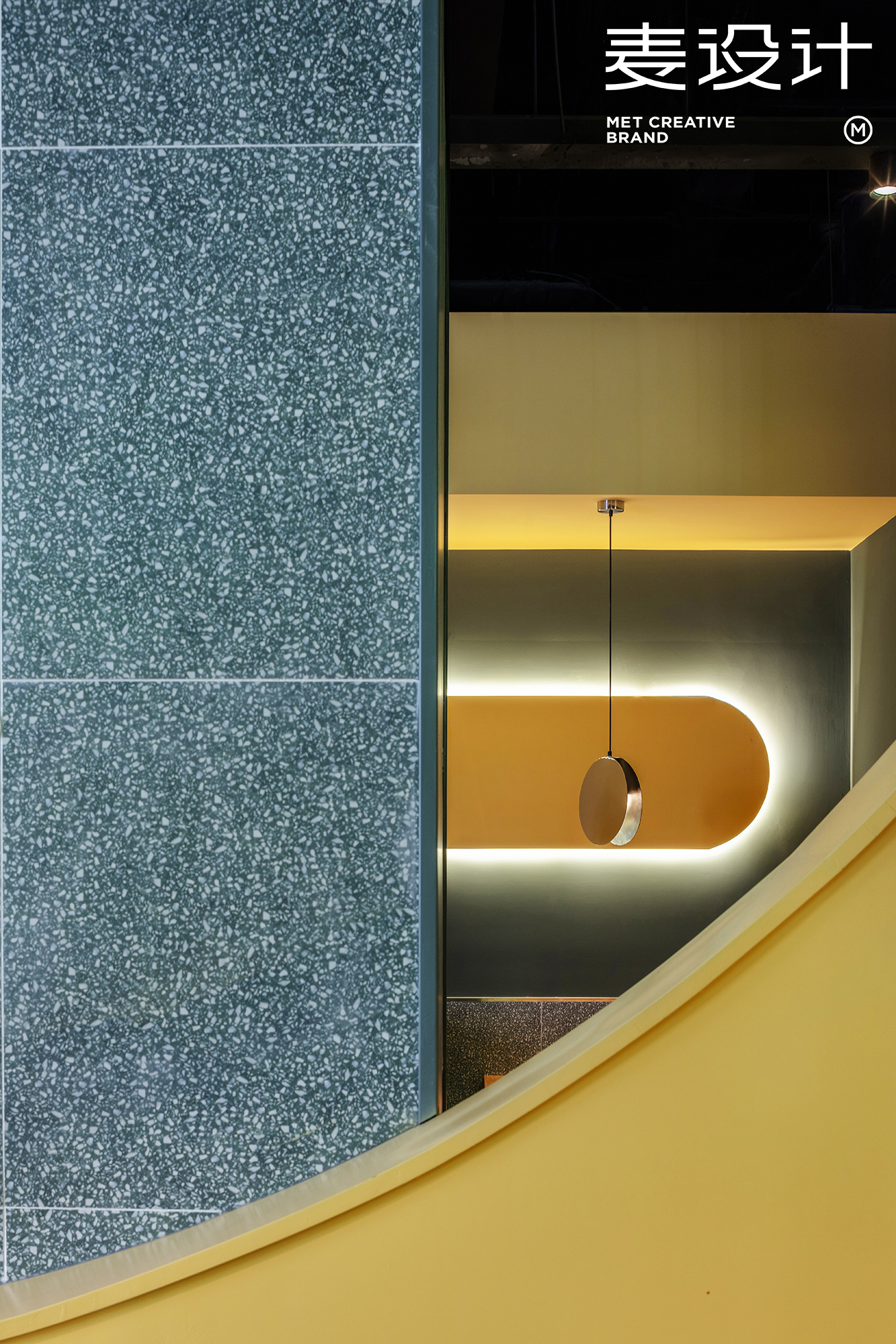 绿意盎然，焖声笑语——麦设计餐厅的色彩魅力-13