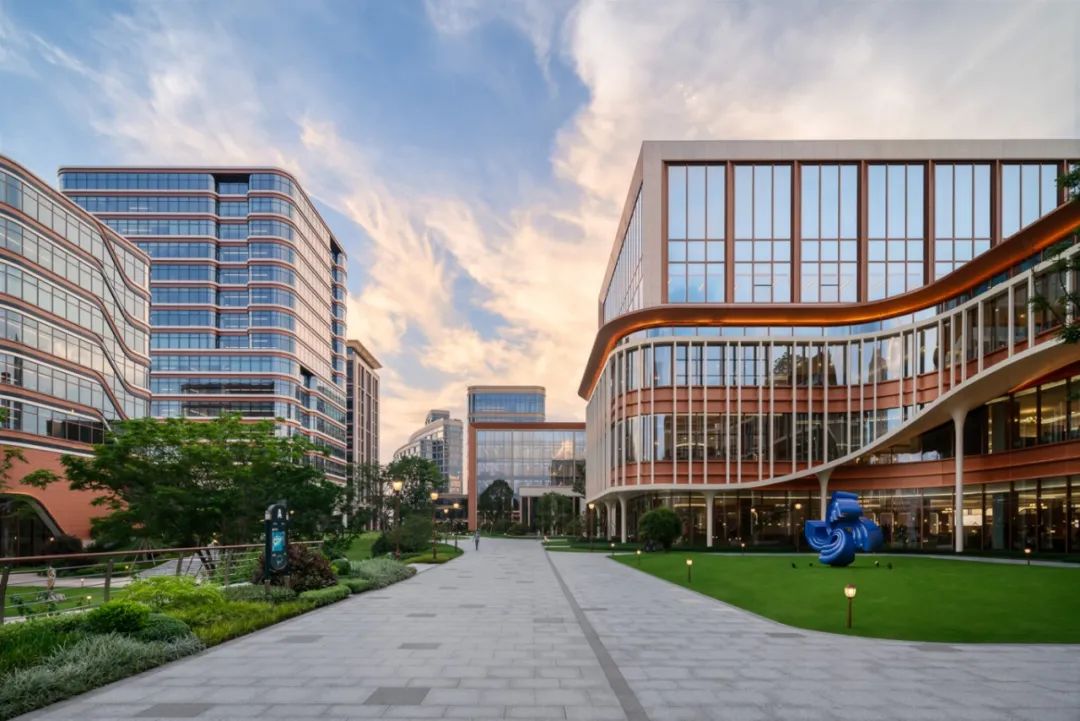 珠江畔的智慧绿洲｜华为广州研发中心-13