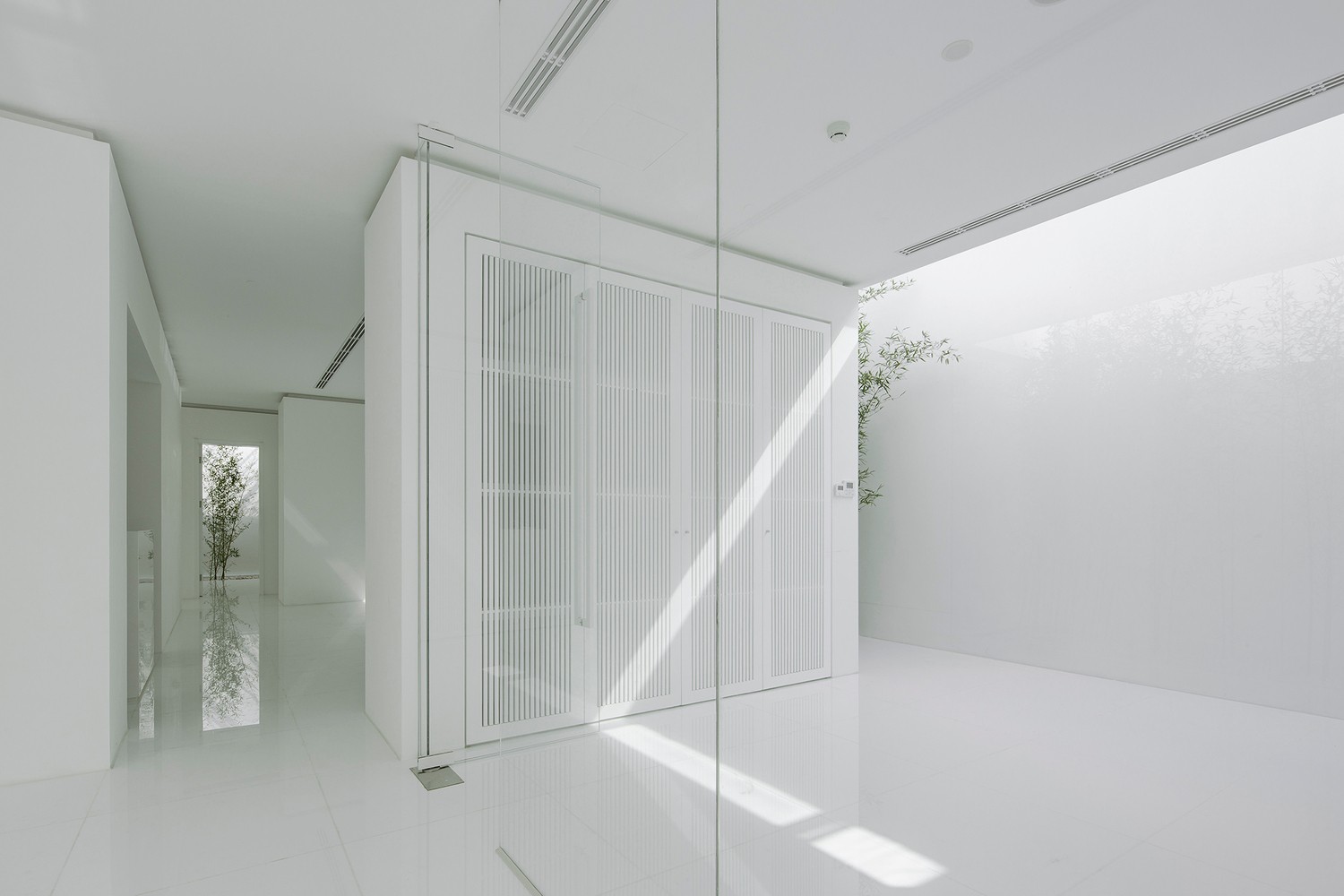 “闹中取静”——购物大厦上建立起竹林环绕的私人会所-32