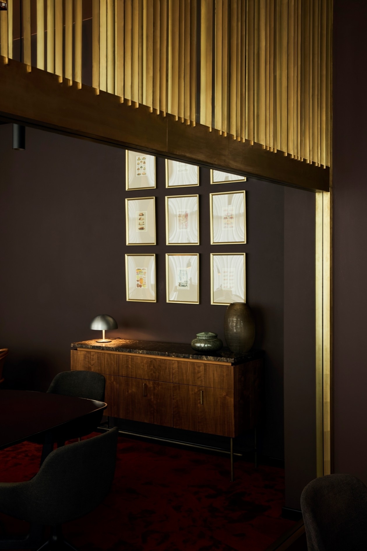 KICK.OFFICE | 一家用色大胆的餐饮空间-17