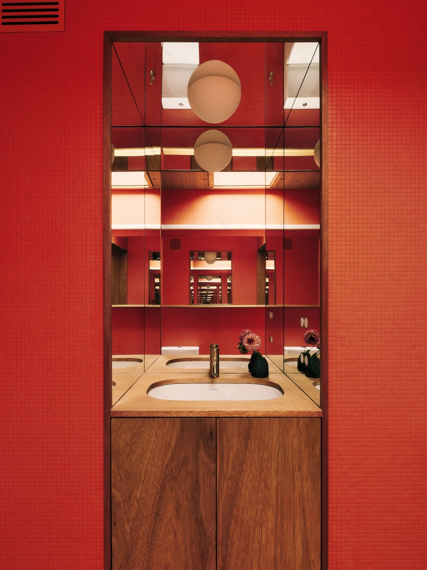 克雷斯顿庄园(注:若Creston有特定指向,此翻译可能需调整,House也可根据实际情况翻译为府邸别墅等,但在没有更多背景下,庄园较通用) 丨美国丨Mork Ulnes Architects-28