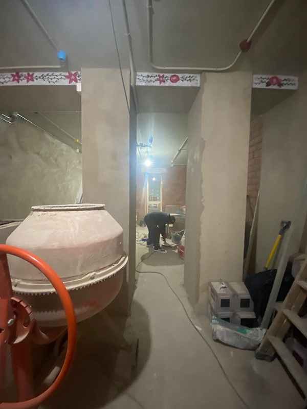 马德里社交俱乐部(注:在西班牙语里,la是定冠词,social有社交的意思 ,Madrid是马德里,LA SOCIAL MADRID有可能是马德里当地一个社交俱乐部之类的名称,这只是基于常见情况的推测) 丨西班牙马德里-11