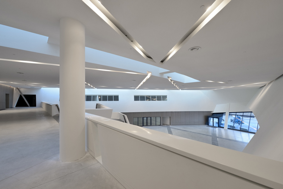 蒙斯国际会议中心丨比利时丨丹尼尔·里伯斯金-24