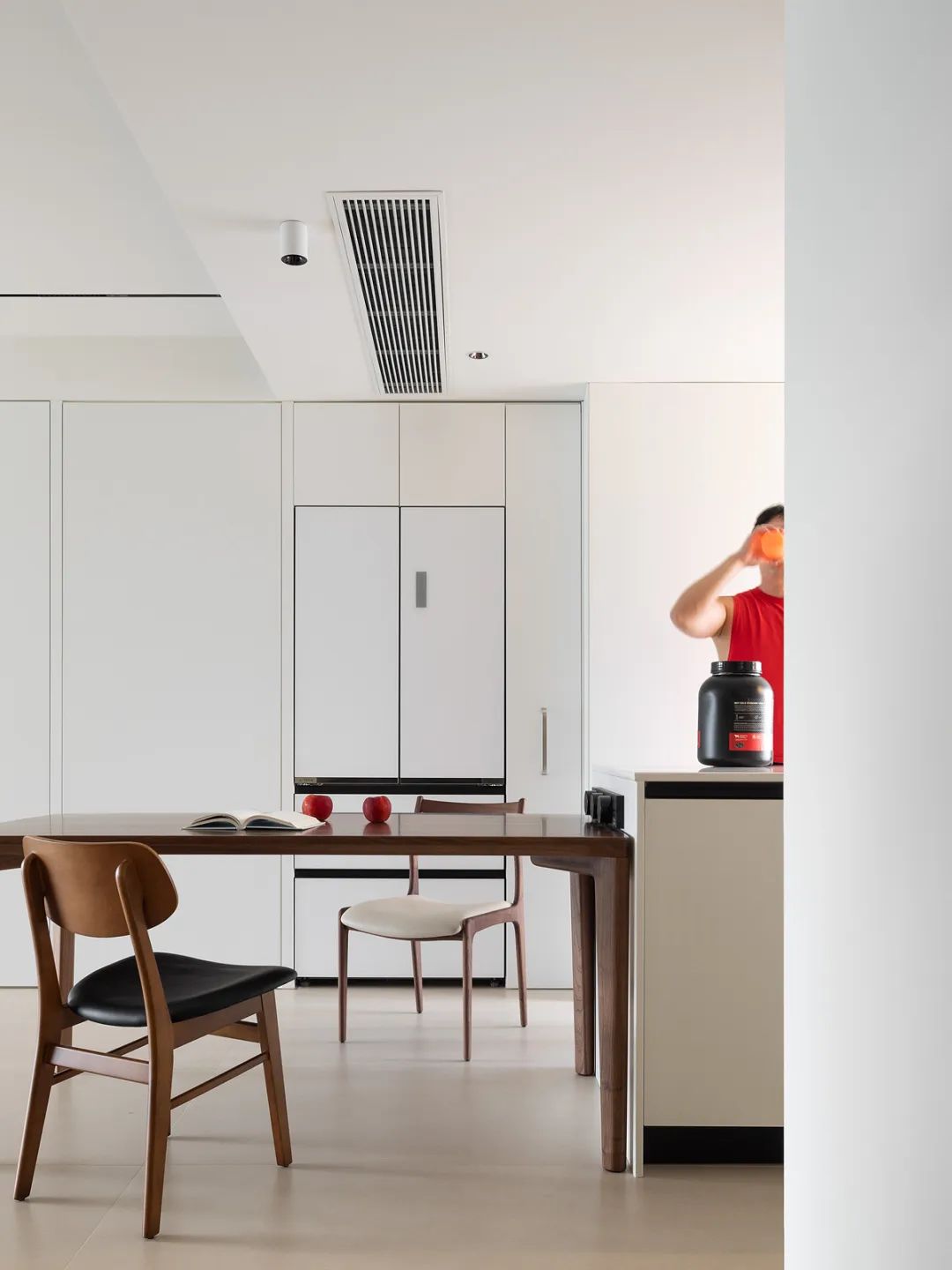 市民中心I功能和美学兼顾，他家的极简风好看又好用！-0