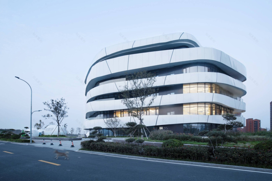 青岛西门子创新中心丨中国青岛丨德国荣恩建筑事务所-35