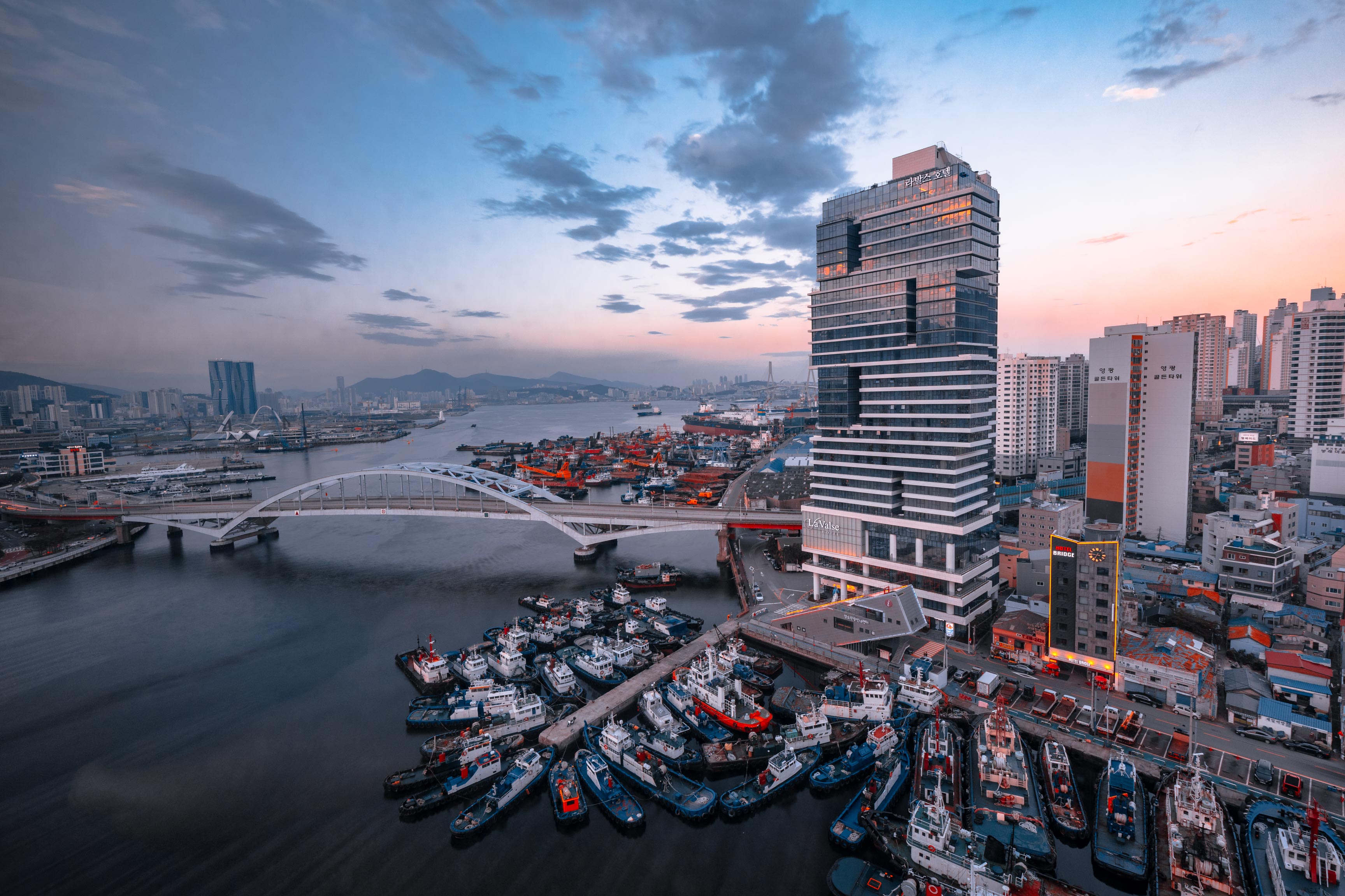 釜山国际市场室内设计丨韩国-9