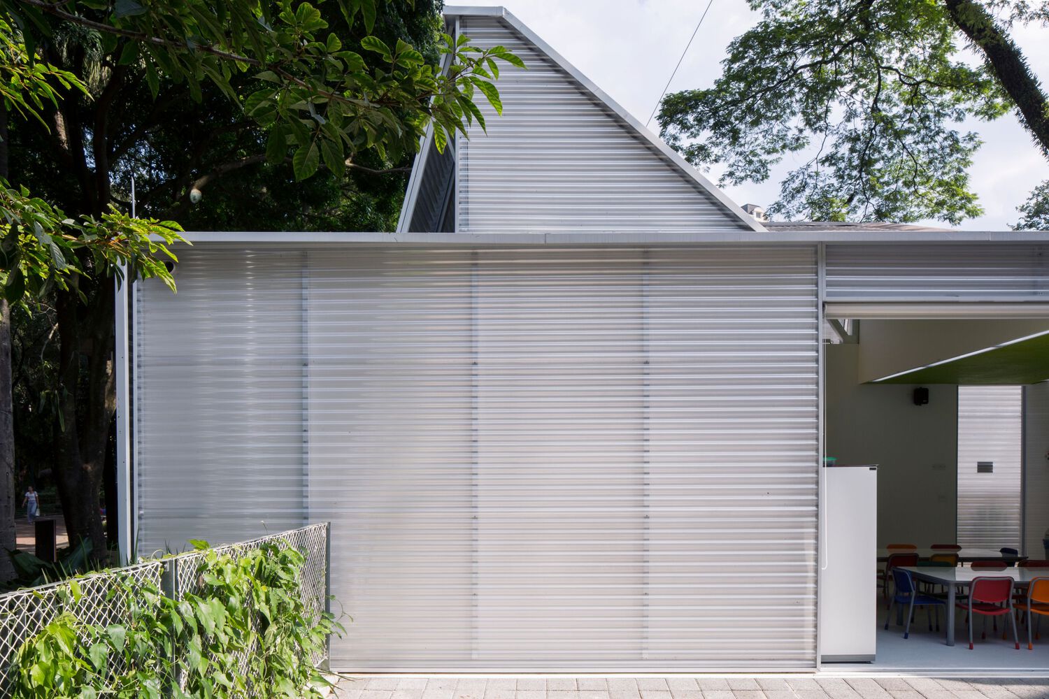 巴西幼儿园的绿意空间 · Pinheiros Club School-24