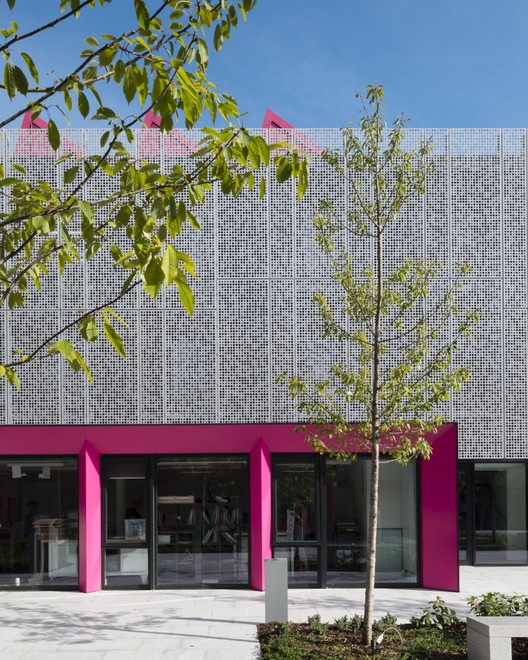 AUB Design Studios and Workshops  Design Engine Architects-34