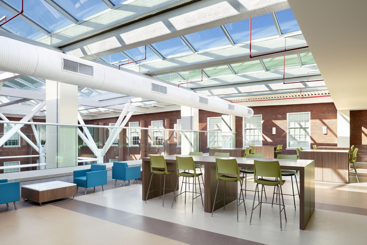 Coolidge Senior High School 现代中学设计-11