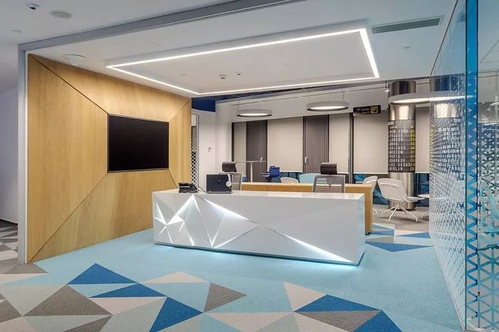 科幻未来主义元素融入的 Thales 泰雷兹办公室设计-16