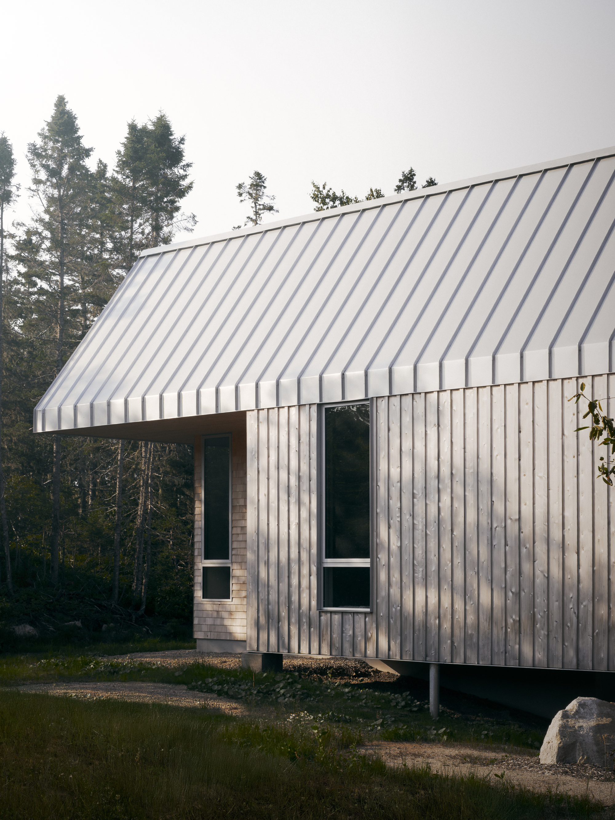 东河公馆（注：Residence可根据实际情况灵活翻译为公馆住宅府邸等，这里公馆较常用且表意明确，若有特定背景信息可进一步精准调整） 丨加拿大丨Omar Gandhi Architects-36