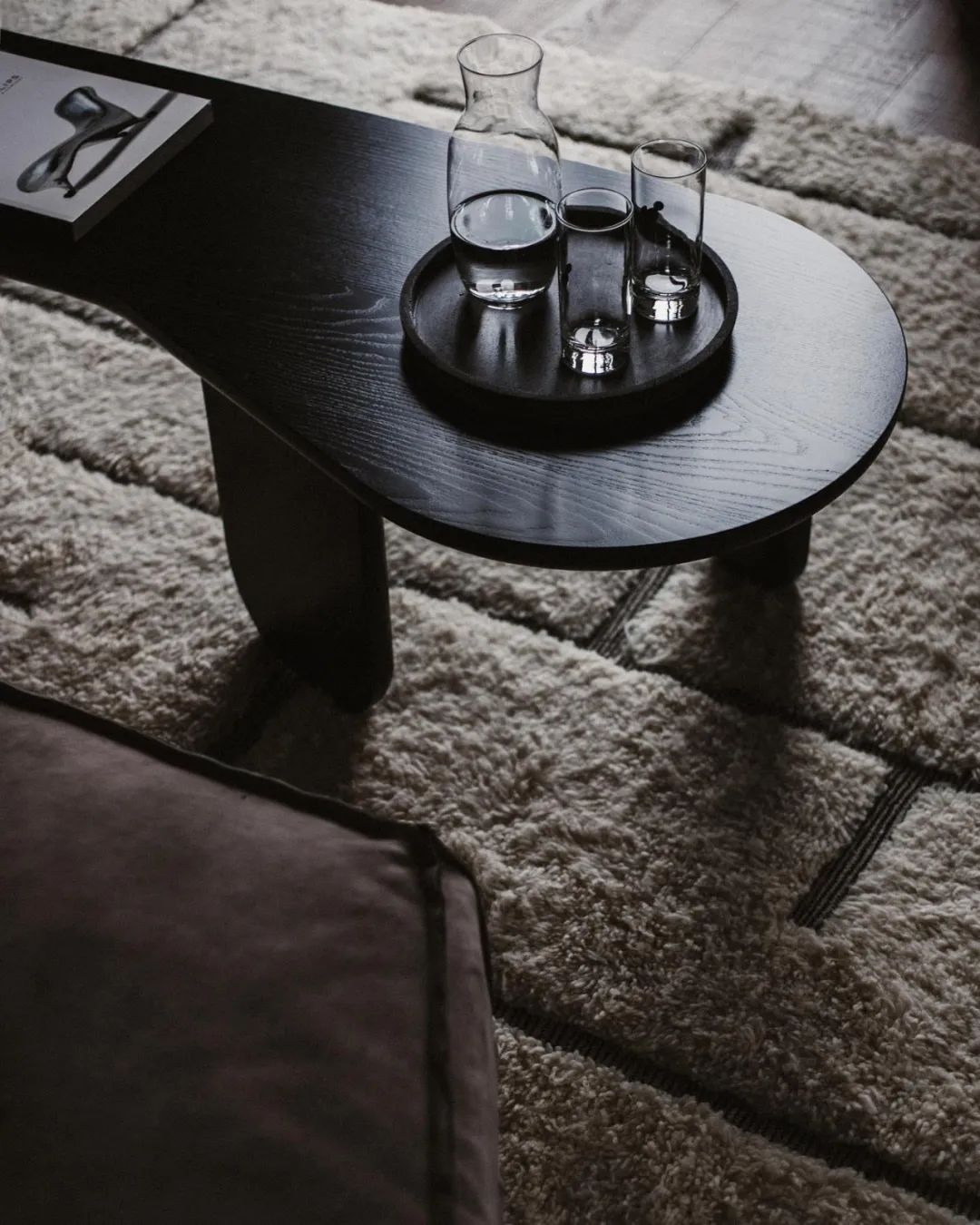 ARIANA AHMAD  极简主义，艺术之家-6