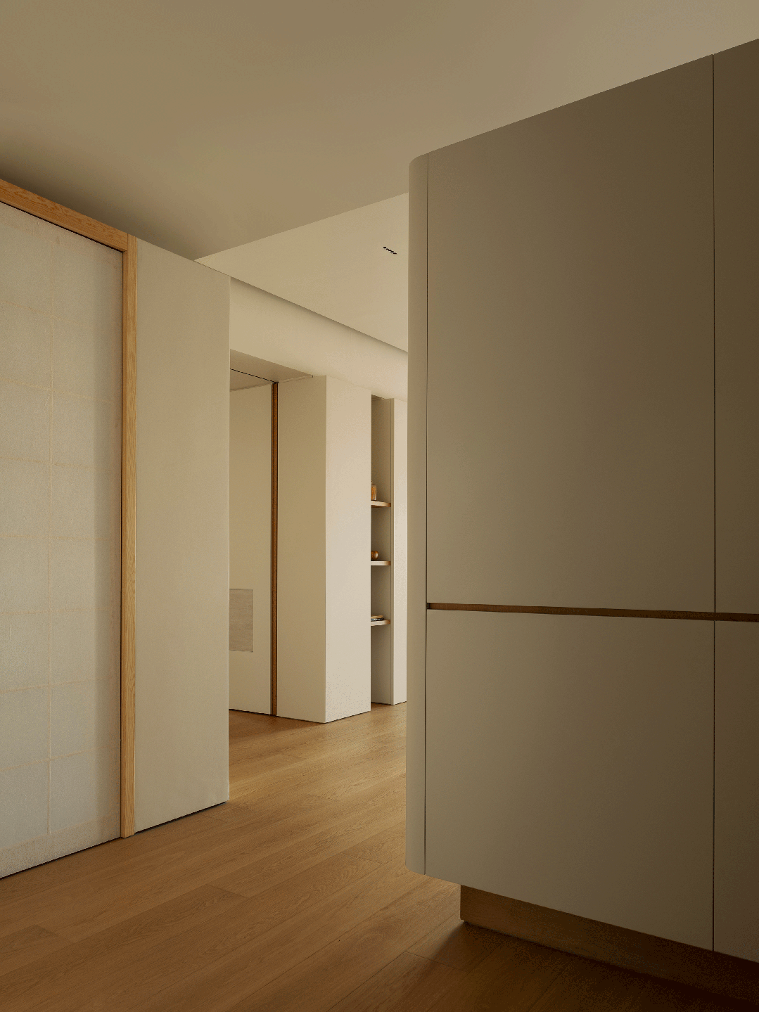 L 之家（注：这里HOUSE常见理解为房子、住宅等意思，结合前面字母L，推测为一个具有特定名称的住所之类，之家是比较常见表达，若有更多背景信息，可能有更合适译法 ） 丨中国广州丨KINJO DESIGN幾築空間設計-17