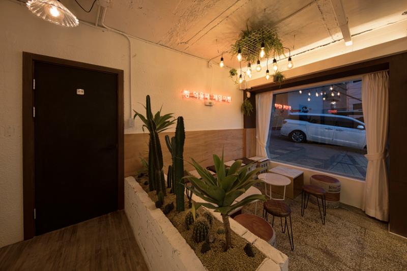 18 平小户型打造温馨烘焙店-8