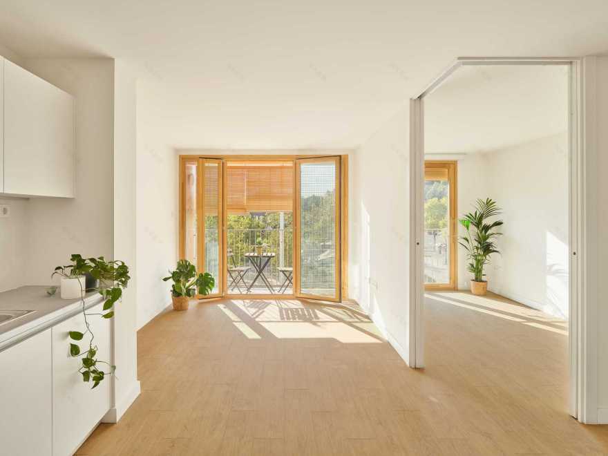 24 AFFORDABLE HOUSING UNITS IN IGUALADA / 4RQ ARQUITECTURA +M ARQUITECTES-11