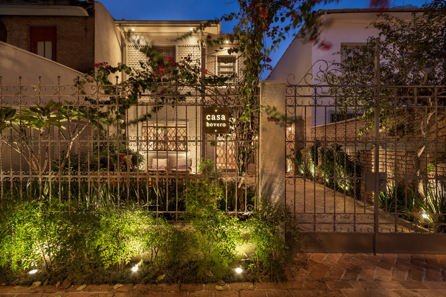 美式田园住宅精致翻新-24