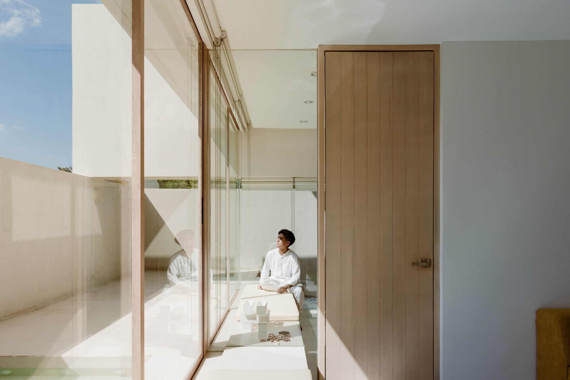 穿过房子丨菲律宾丨Jim Caumeron Design-7