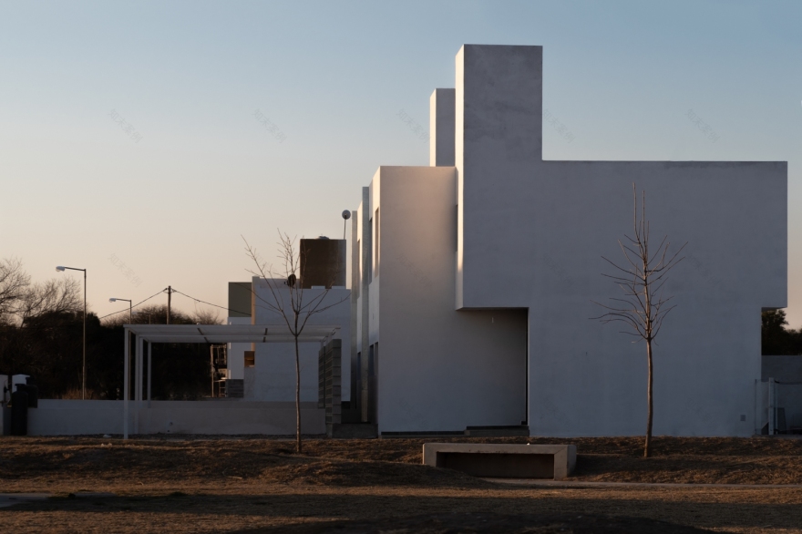 阿根廷最小住宅设计,传统与现代的完美结合-32