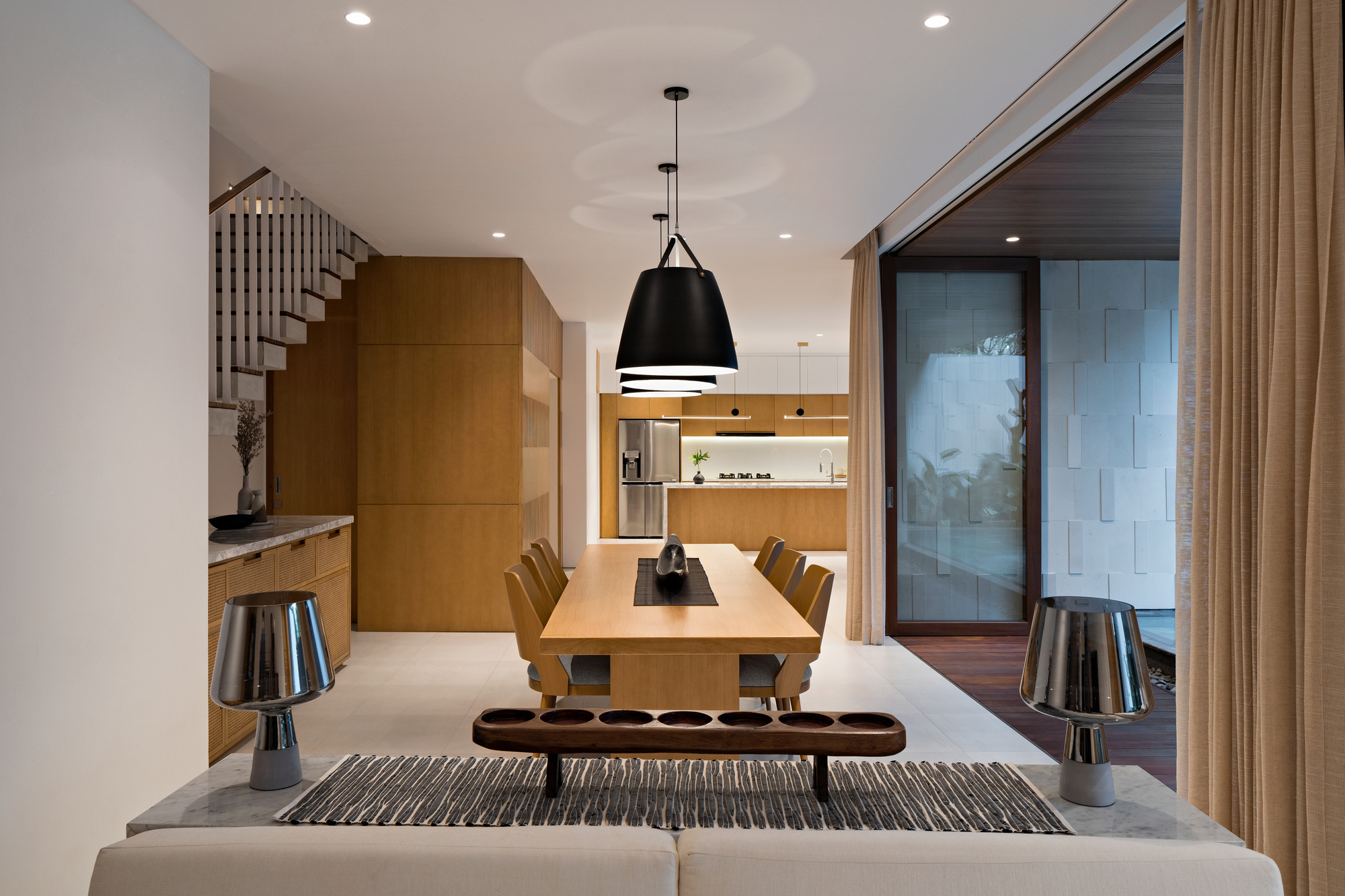 Svastaka House / Somia Design Studio-29