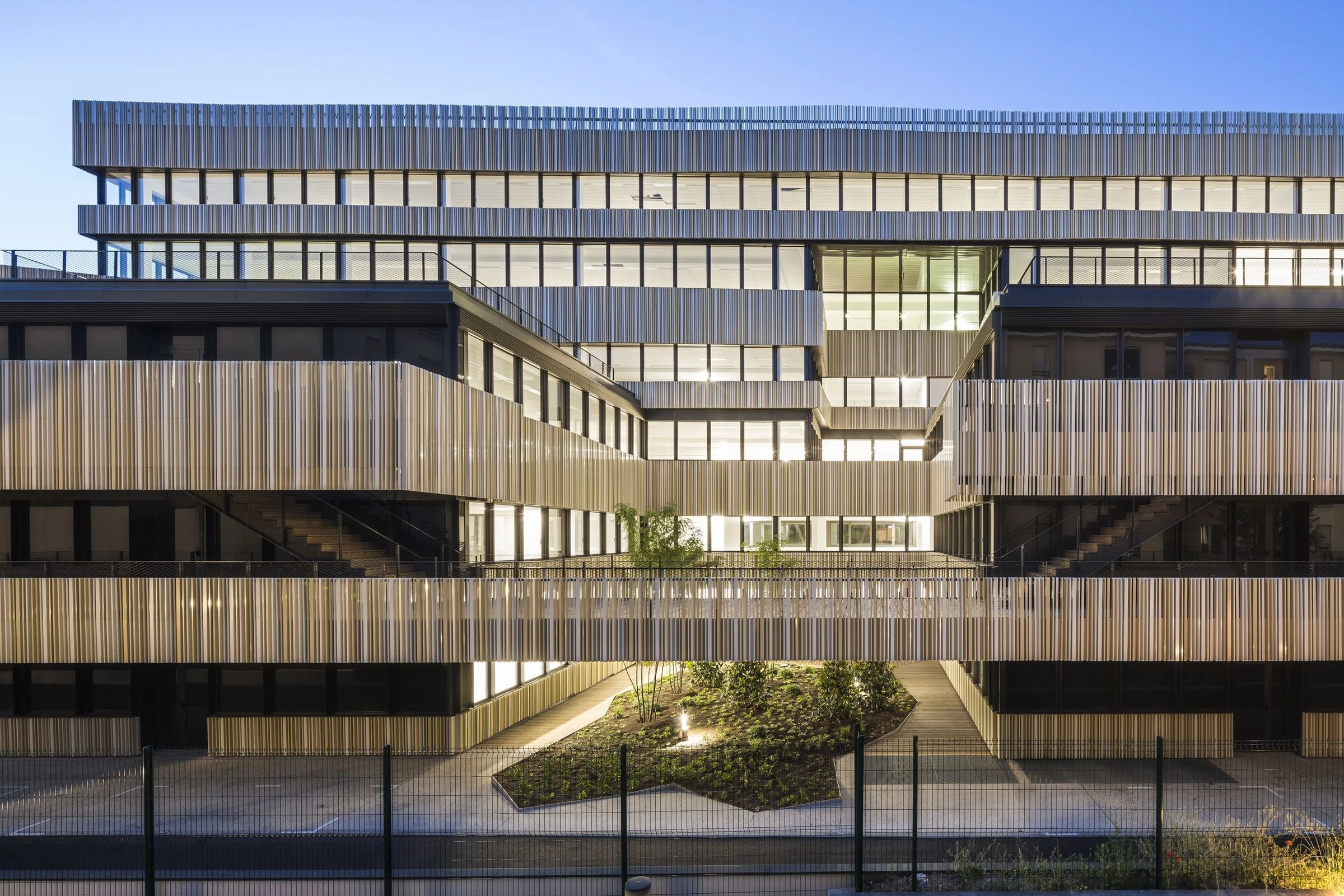 Montrouge“comb”建筑-9