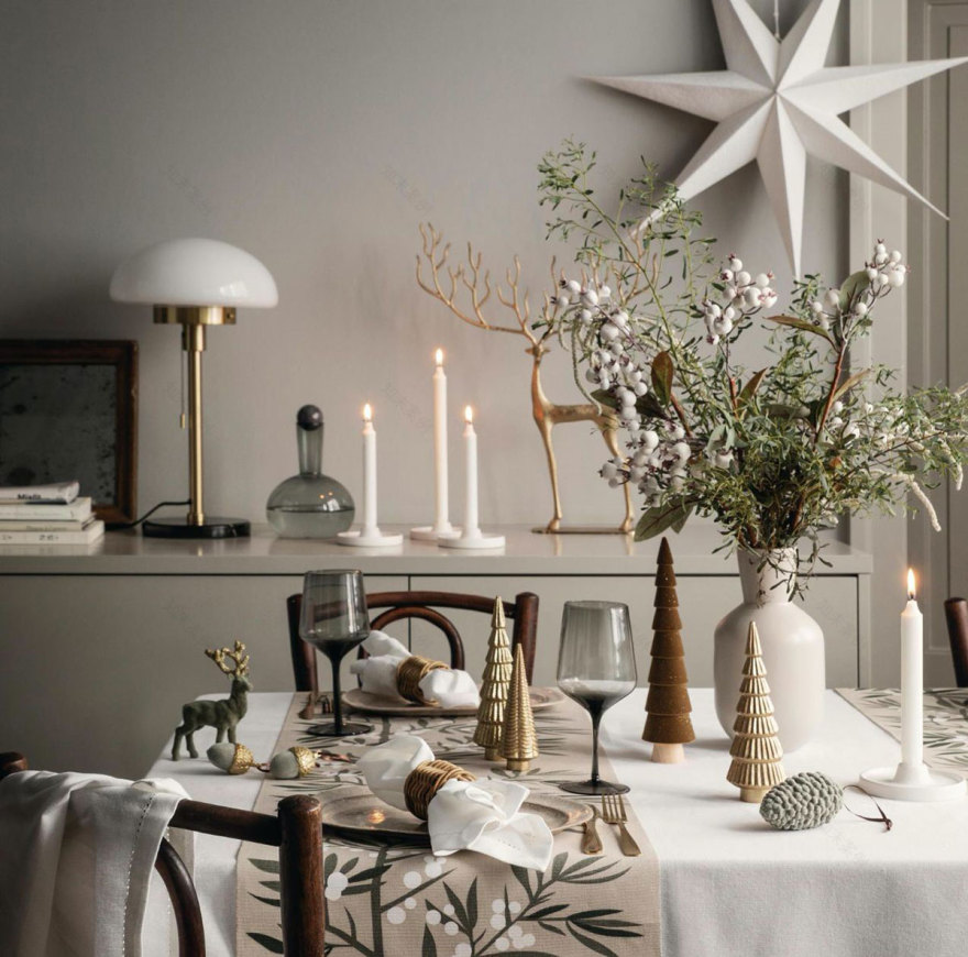 乌克兰新年餐桌设计 | 从奢华派对到雪白装饰-1