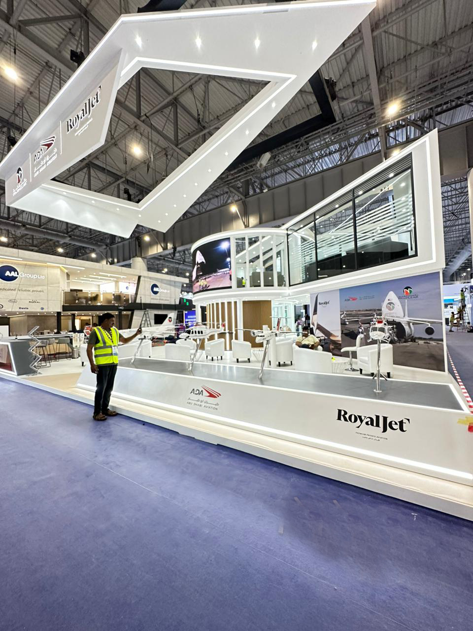 Abu Dhabi Aviation @ Airshow 2023-16