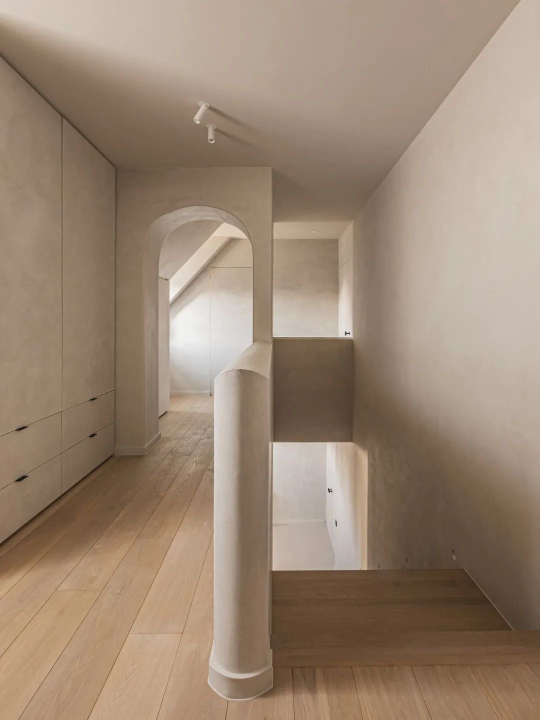 绿色 Verde Alpi 大理石的温暖之家丨比利时丨比利时设计师 Laura Calleeuw-19