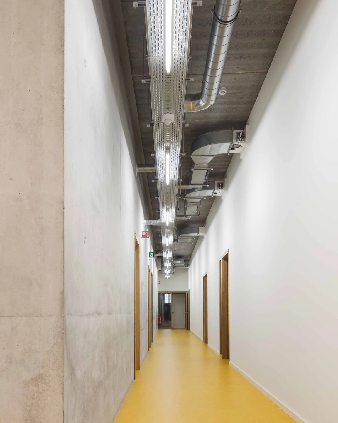 根特大学科学园项目丨比利时丨evrarchitecten-16